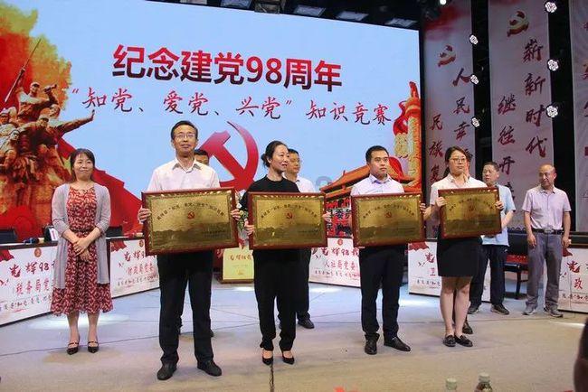 英国王室两位核心人物查尔斯国王和凯特王妃,同时需要接受手术